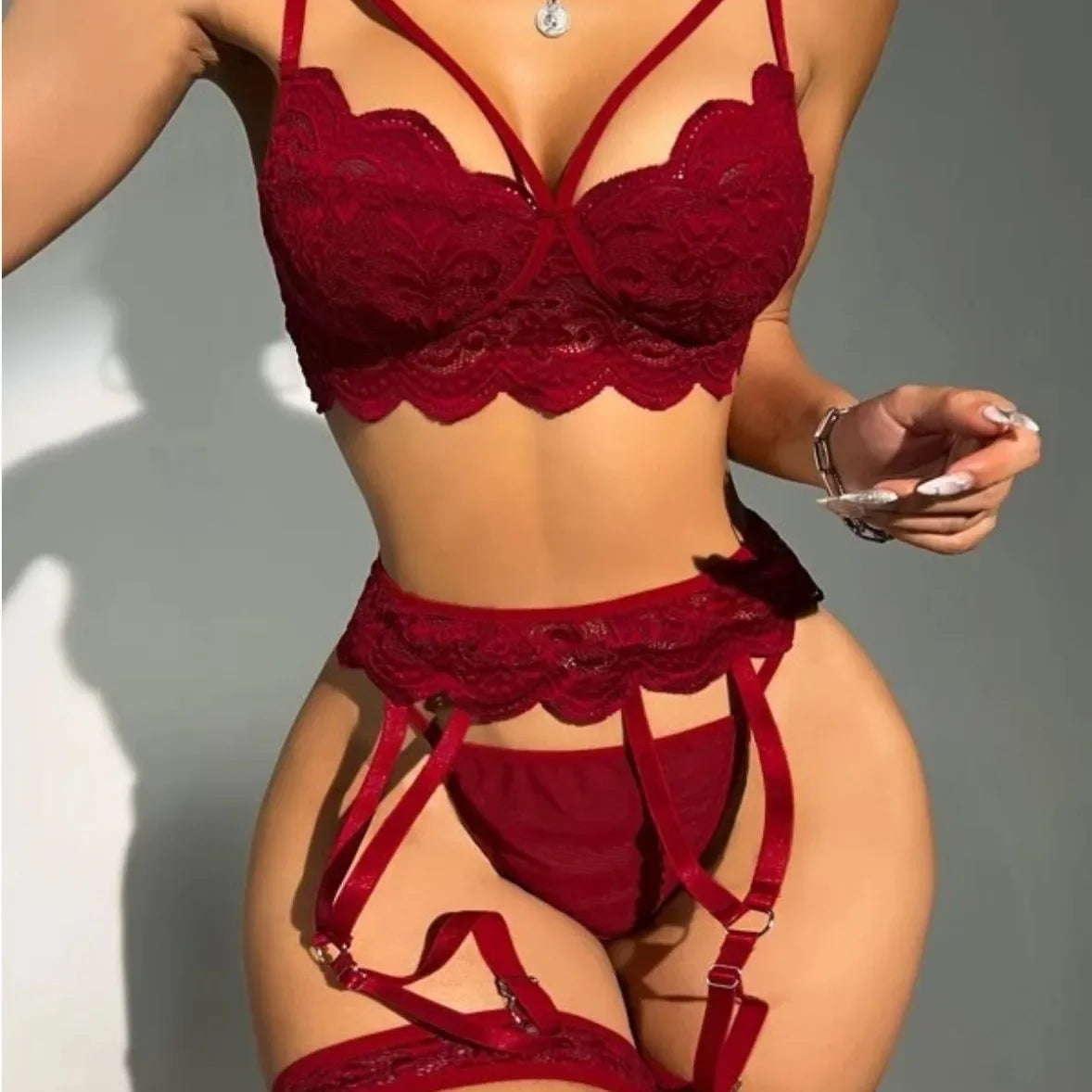 Fancy Lace 3-Piece Lingerie Set – Bra, Thong & Garter Bel